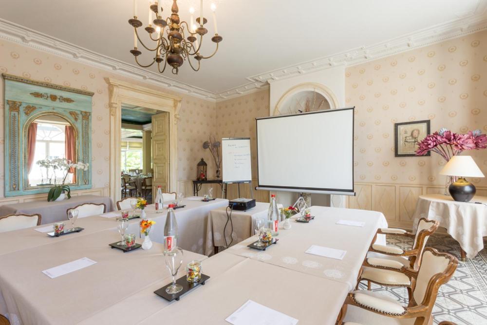 Hotel-Restaurant Ricordeau Loué Eksteriør bilde