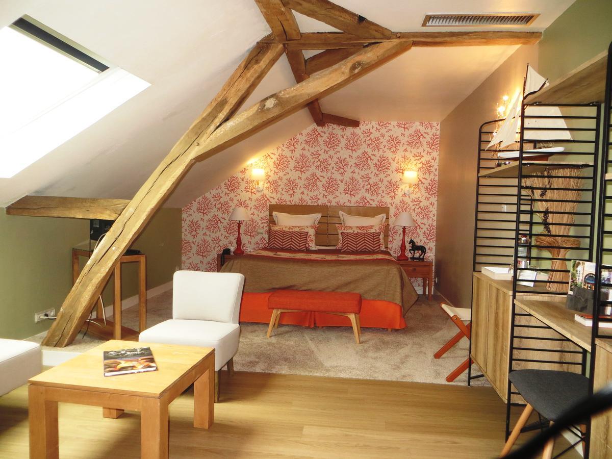 Hotel-Restaurant Ricordeau Loué Eksteriør bilde