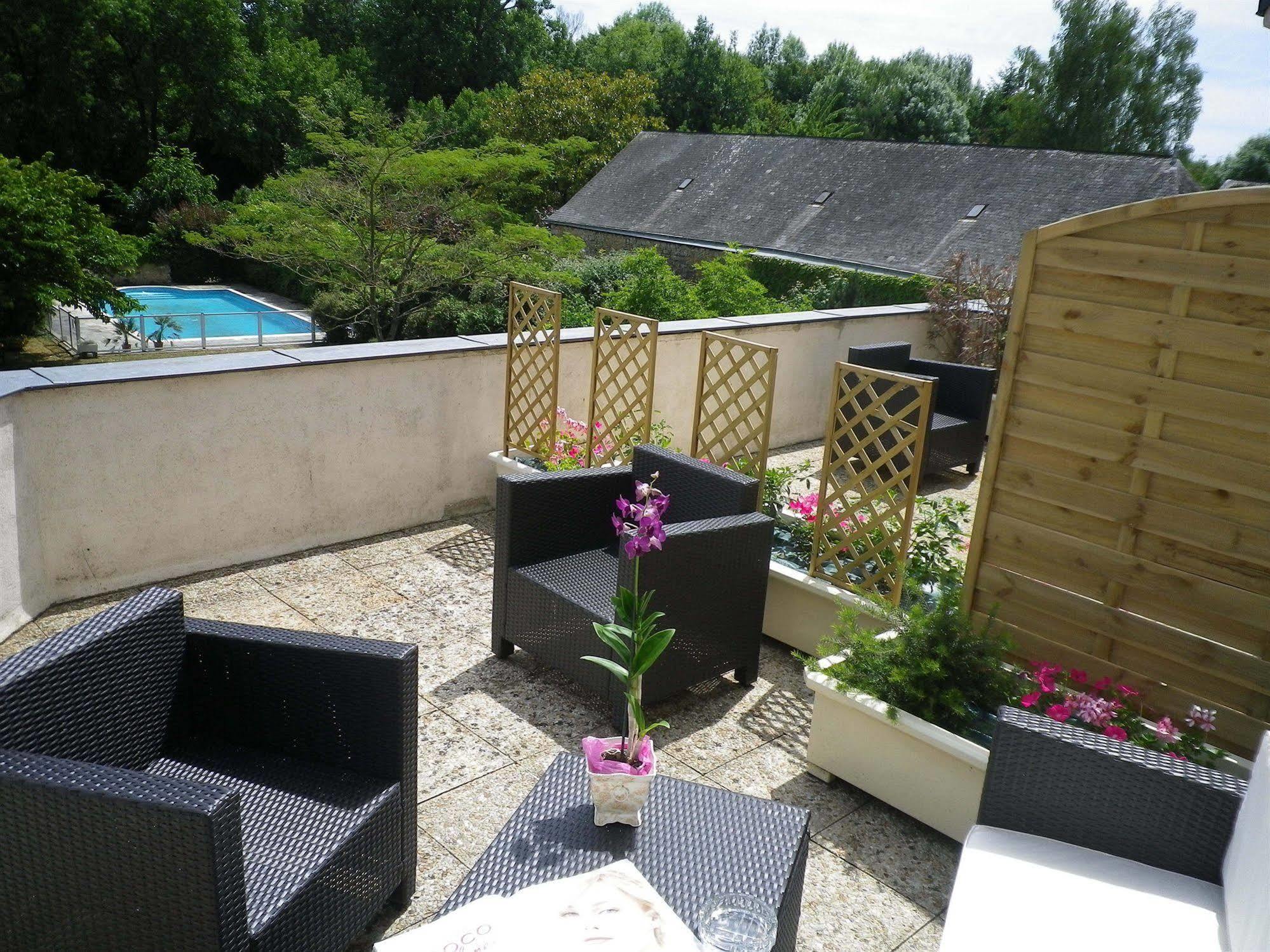 Hotel-Restaurant Ricordeau Loué Eksteriør bilde