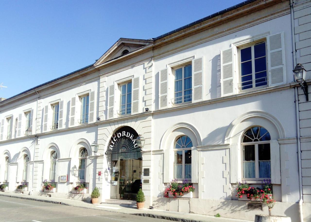 Hotel-Restaurant Ricordeau Loué Eksteriør bilde